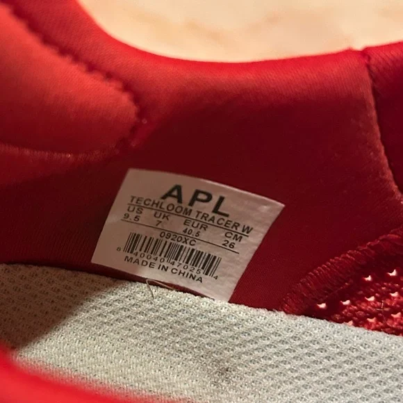 APL Vibrant Red Sneakers - Picture 6 of 7